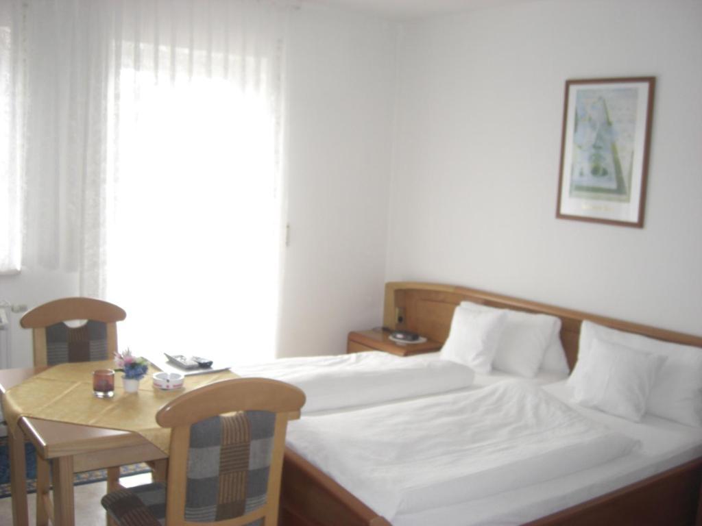 Pension Beer Mahring Room photo